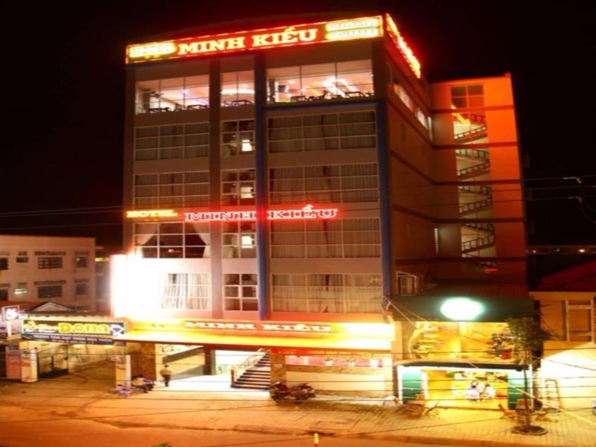 Minh Kieu Hotel Mỹ Tho Exterior photo